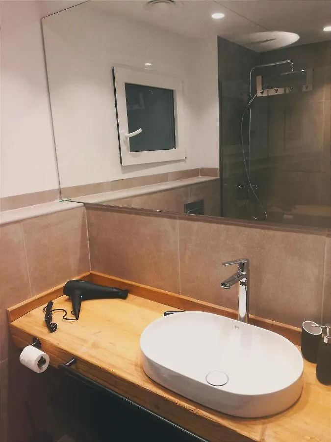 Turistic Girona - Piso De 1, 2 O 3 Habitaciones דירה