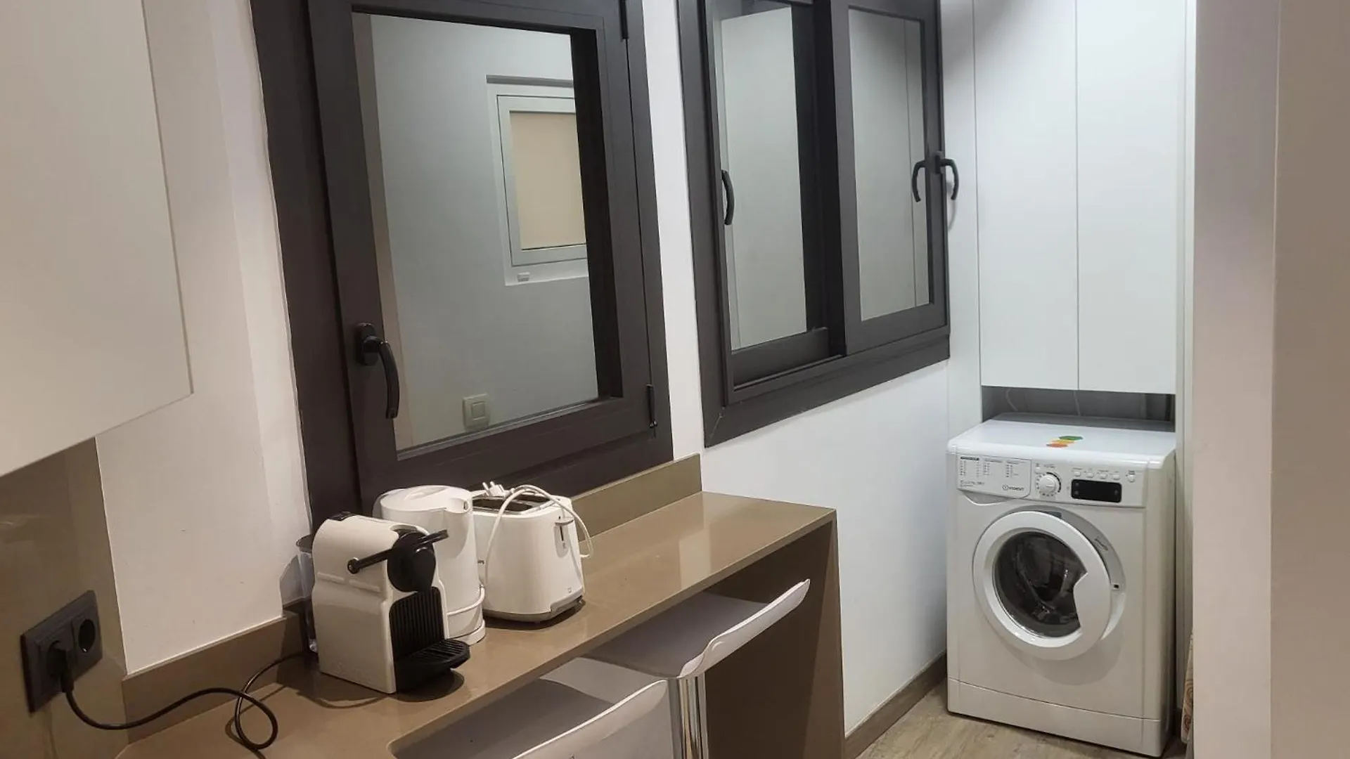 Turistic Girona - Piso de 3 habitaciones