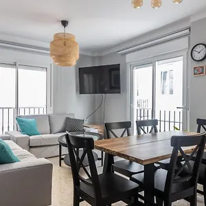 https://casa-arcoris-wifi-petfriendly-ecofriendly.hotelsincadiz.net